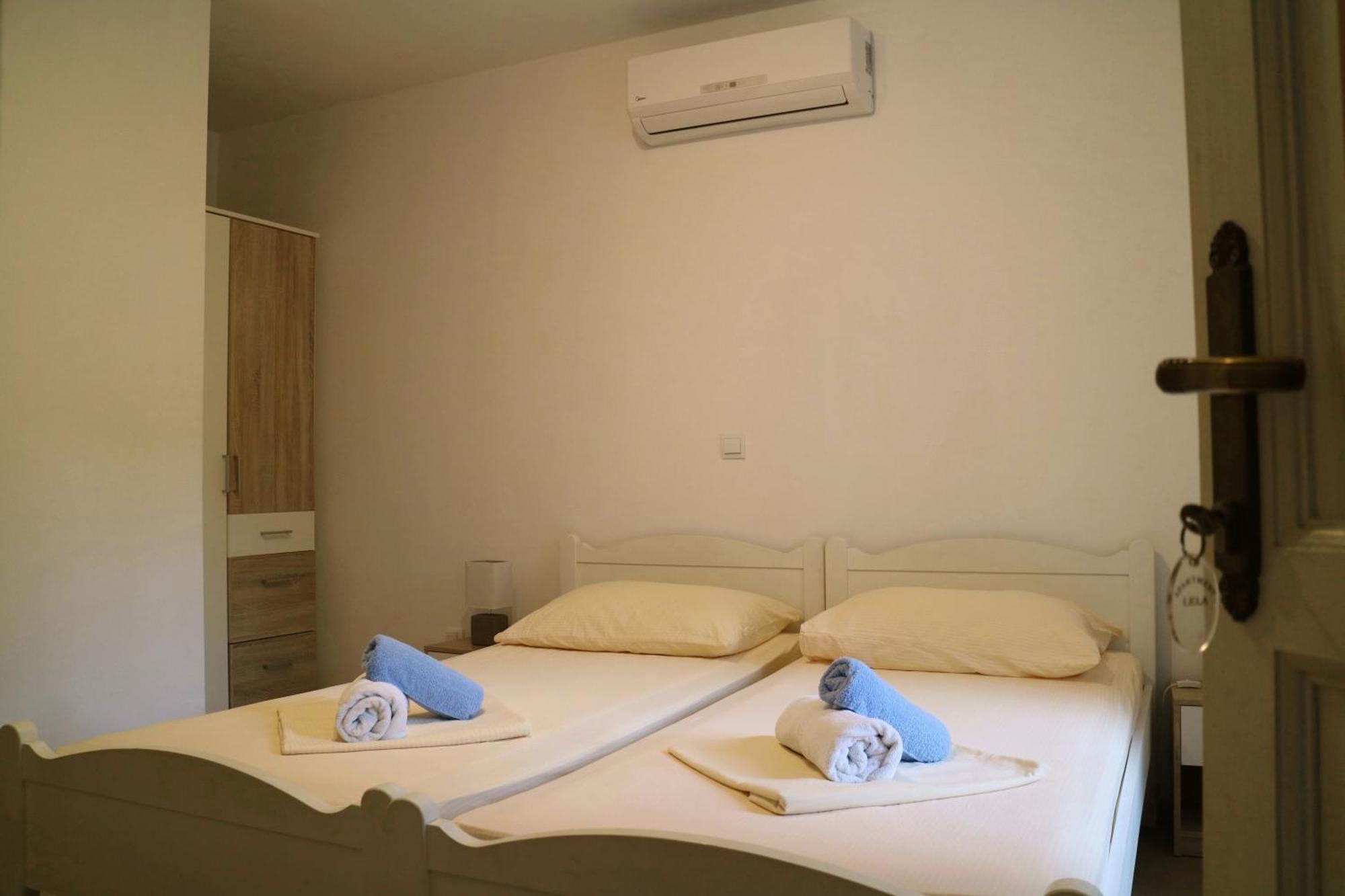 Studio Apartments & Rooms Lela, Sipan Island 斯潘卡卢卡 外观 照片