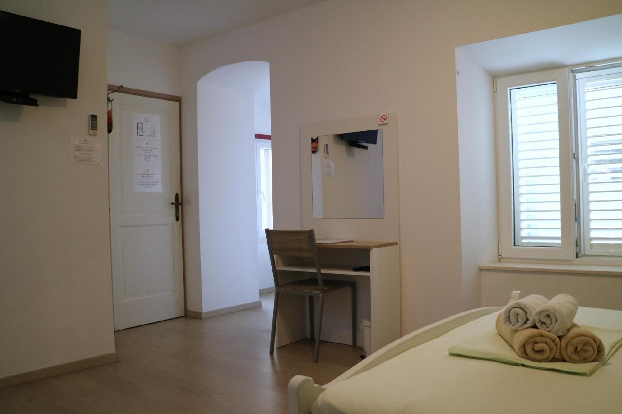 Studio Apartments & Rooms Lela, Sipan Island 斯潘卡卢卡 客房 照片